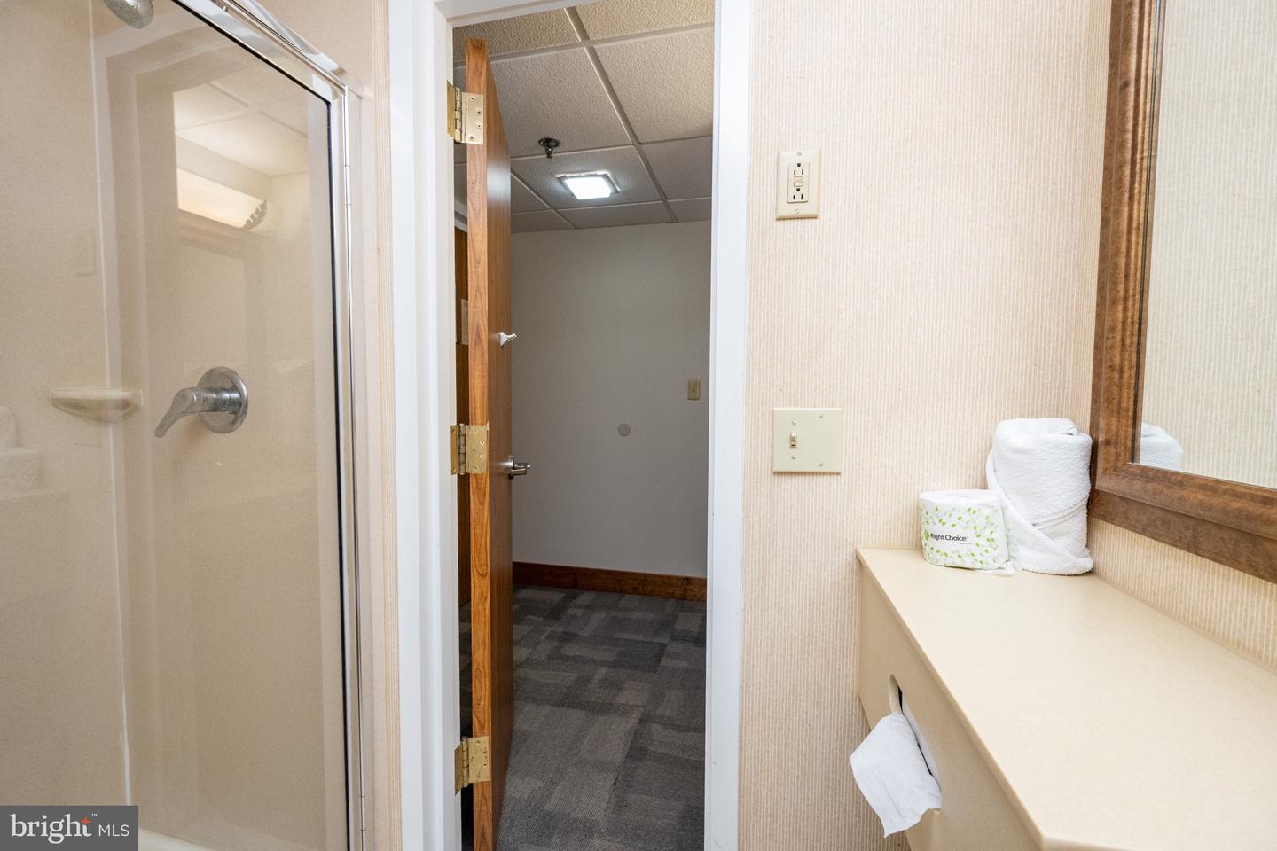 290 Marsh Hill Rd #319c Property Photo 13