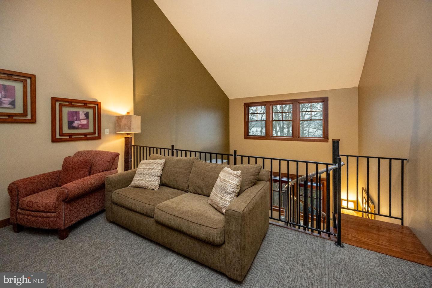 565 Glendale Rd #b206 Property Photo 6