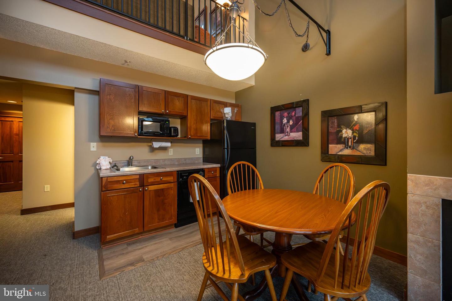 565 Glendale Rd #b206 Property Photo 10