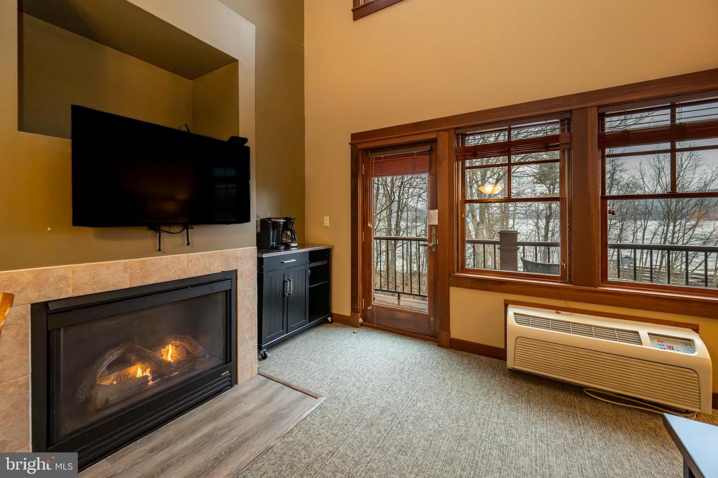 565 Glendale Rd #b206 Property Photo 13