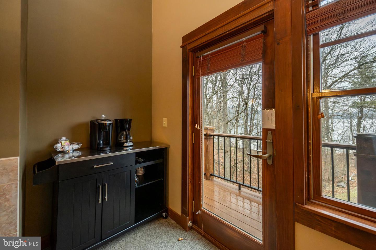 565 Glendale Rd #b206 Property Photo 14