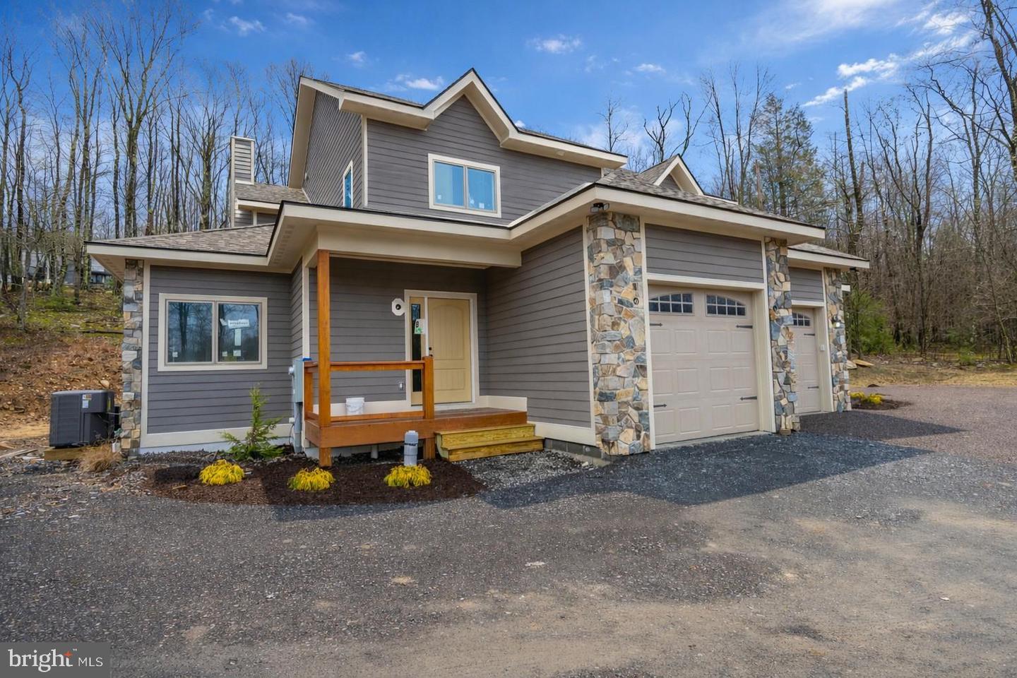4A MYSTIC CREEK TRL Property Photo 1