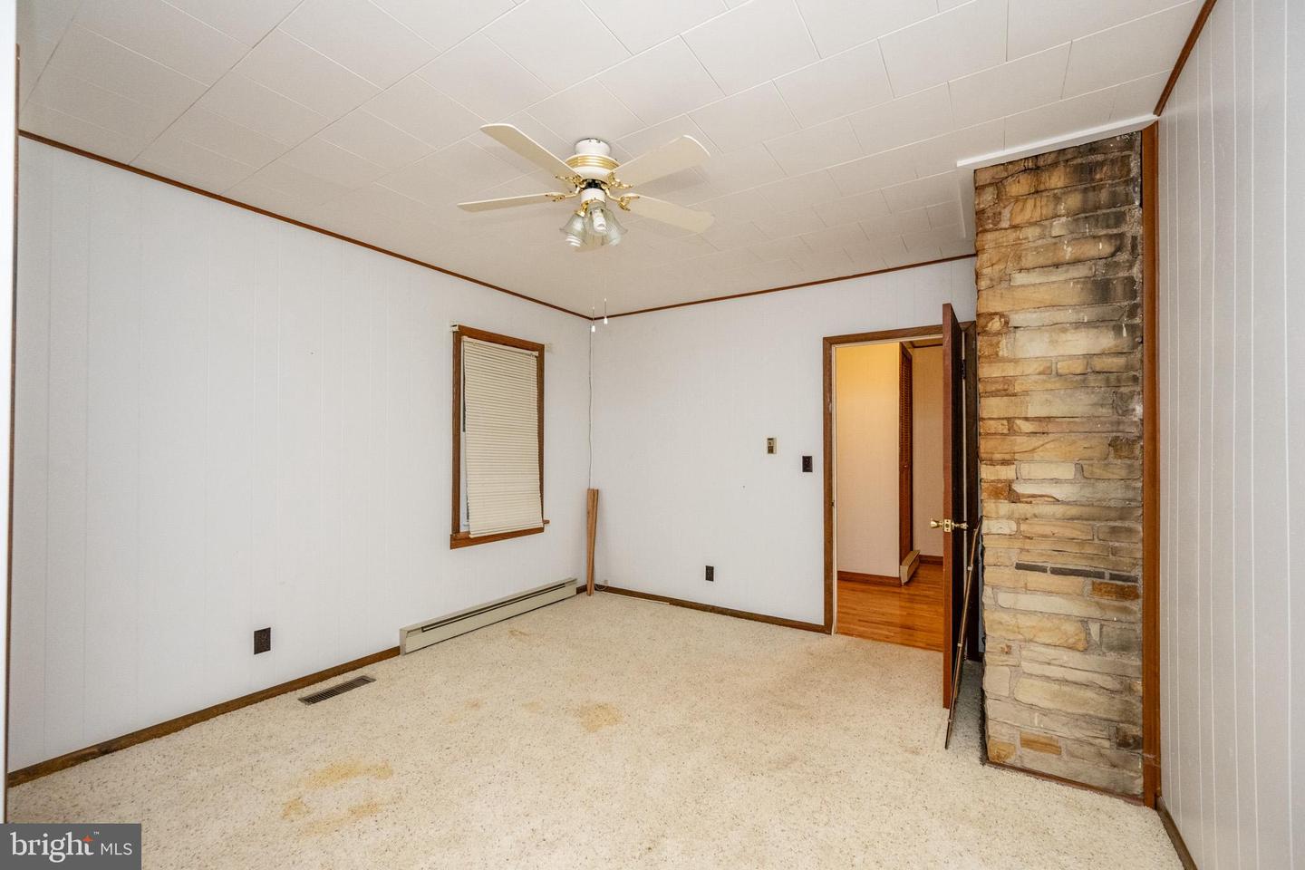 1021 E High St Property Photo 44
