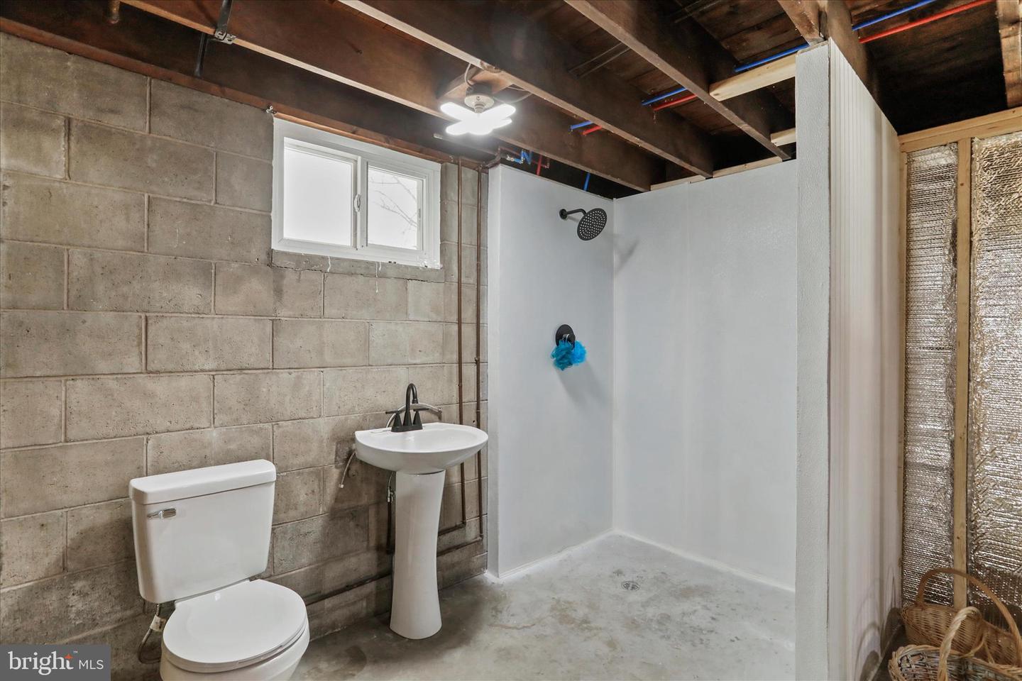 107 Shade Hollow Rd Property Photo 32