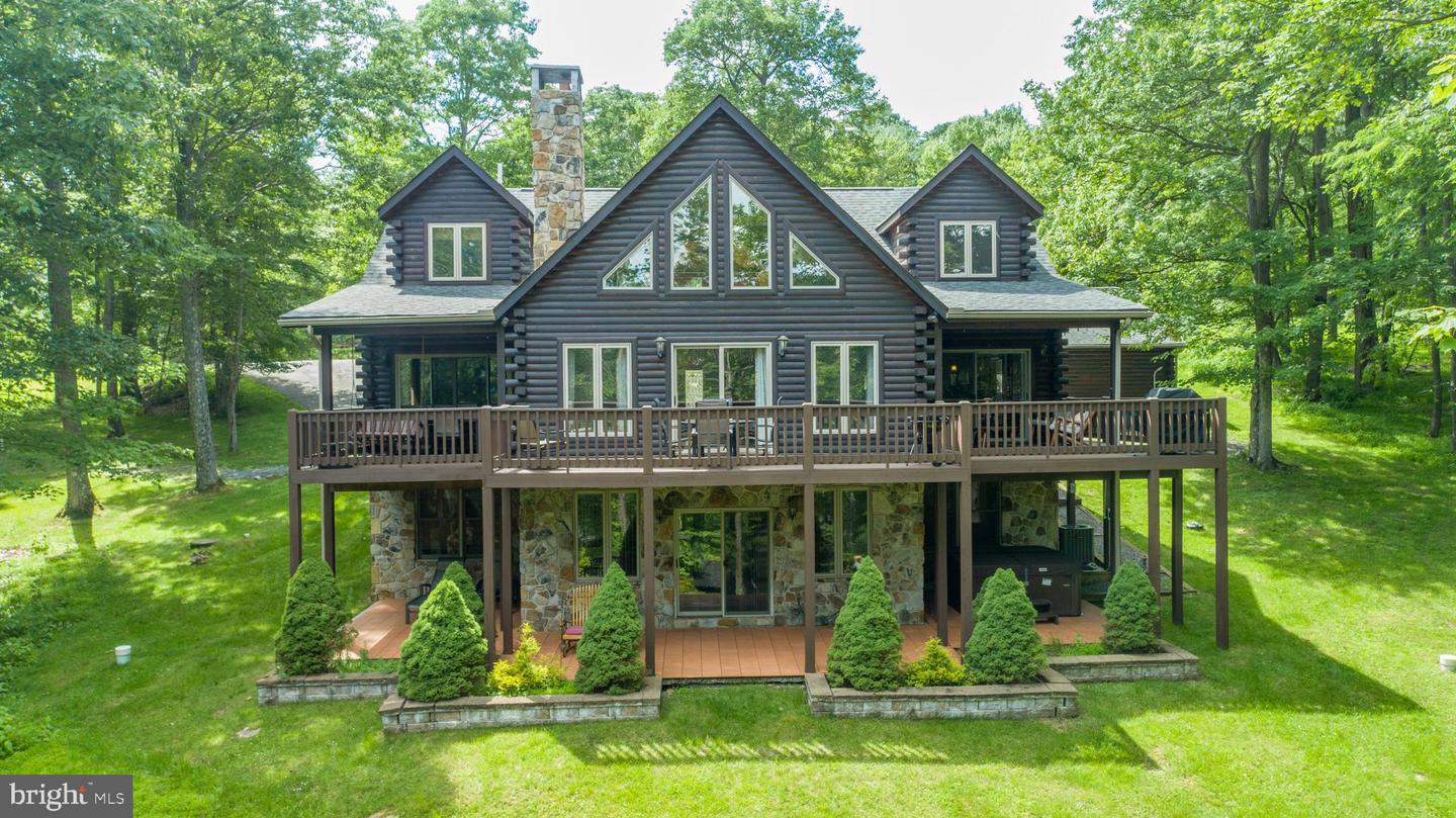615 Sandy Shores Rd Property Photo 4