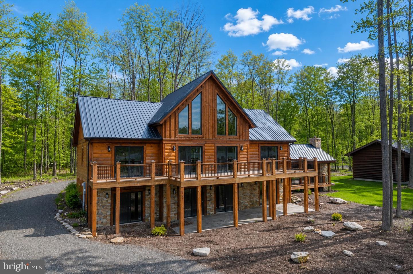 52 DAM VIEW DR