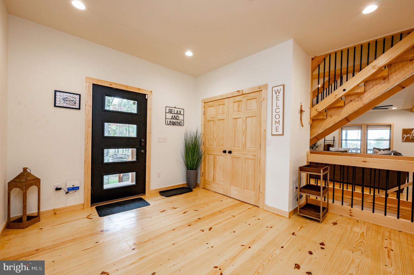 36 Irwin Way Property Photo 7