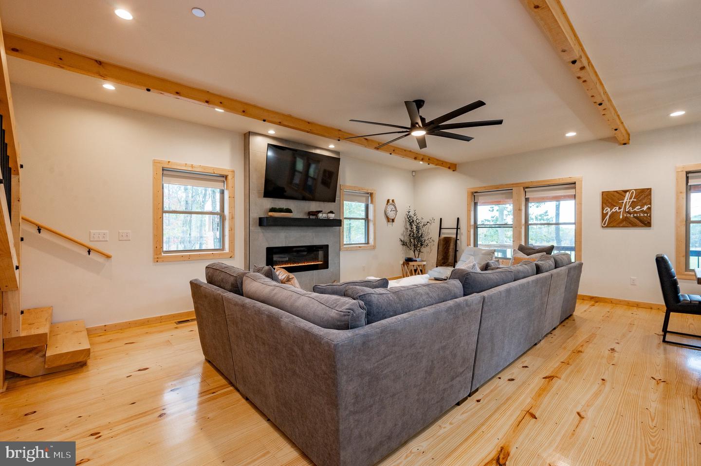 36 Irwin Way Property Photo 11