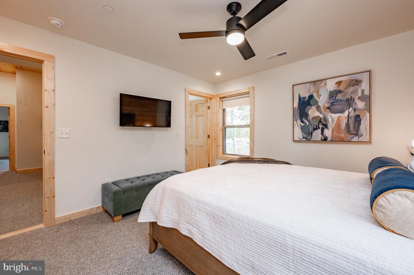 36 Irwin Way Property Photo 41