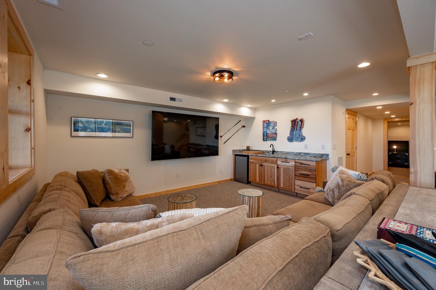 36 Irwin Way Property Photo 46