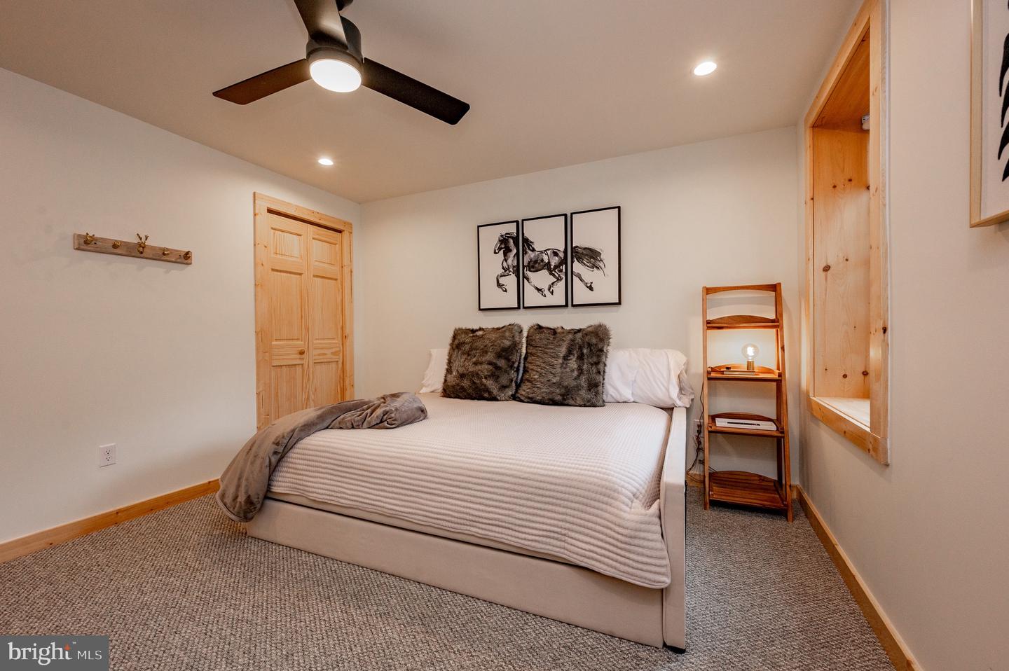 36 Irwin Way Property Photo 53