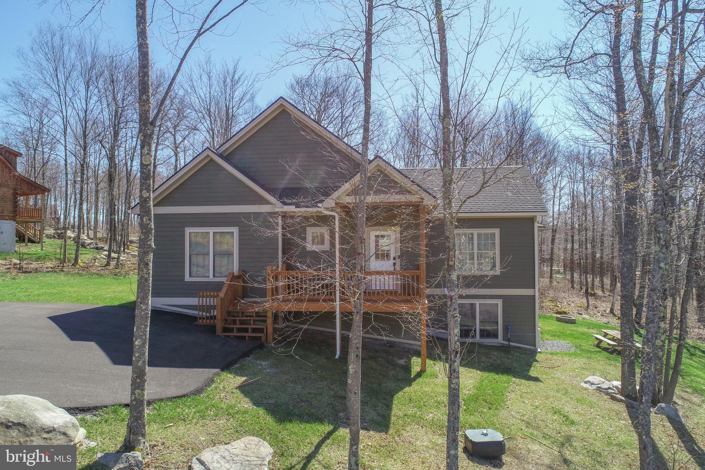 448 Biltmore Vw Property Photo 2