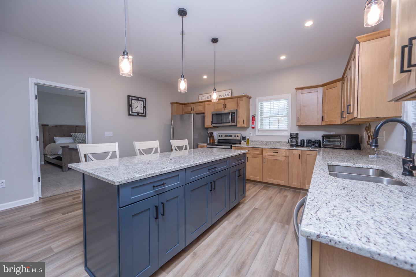 448 Biltmore Vw Property Photo 16