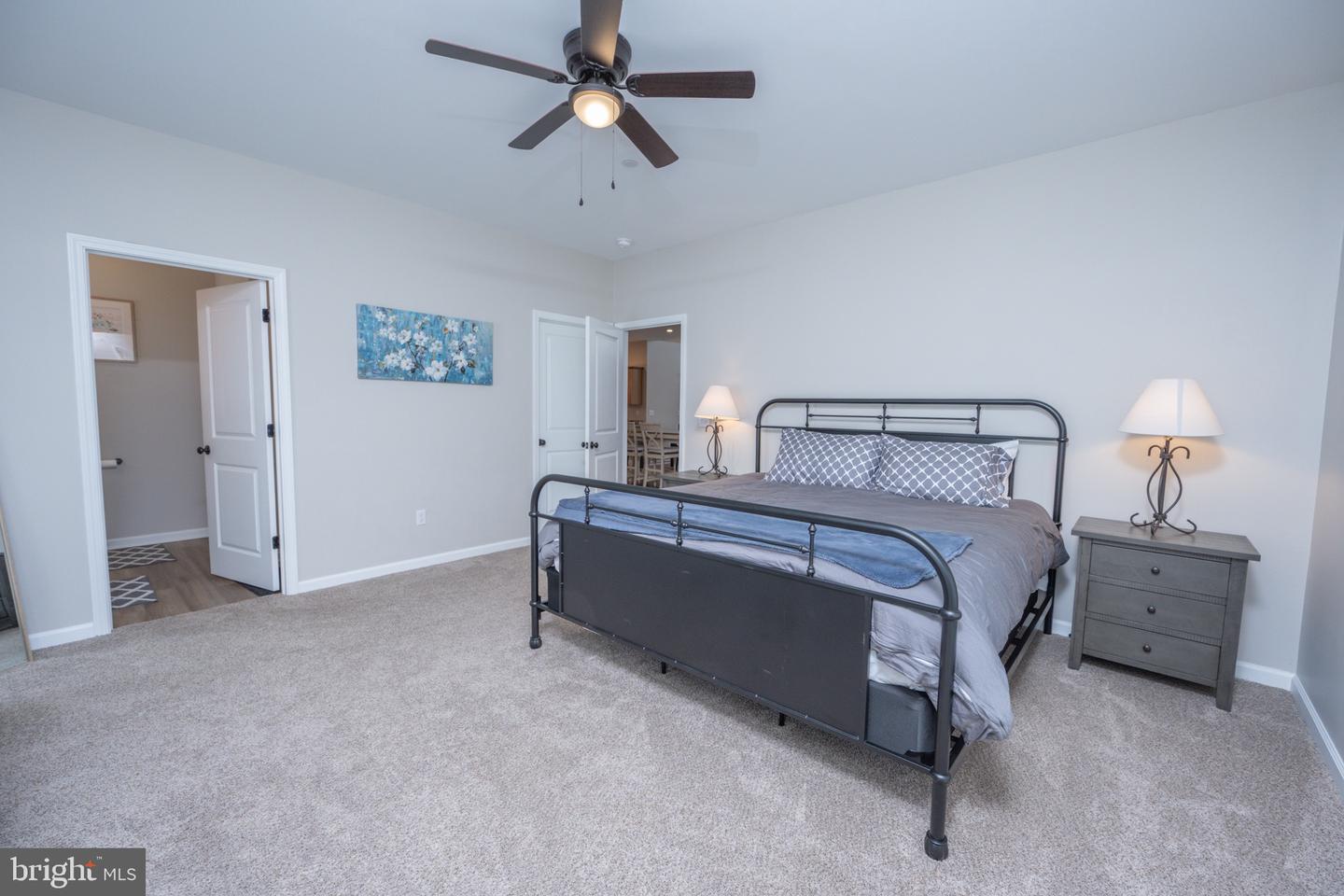 448 Biltmore Vw Property Photo 18