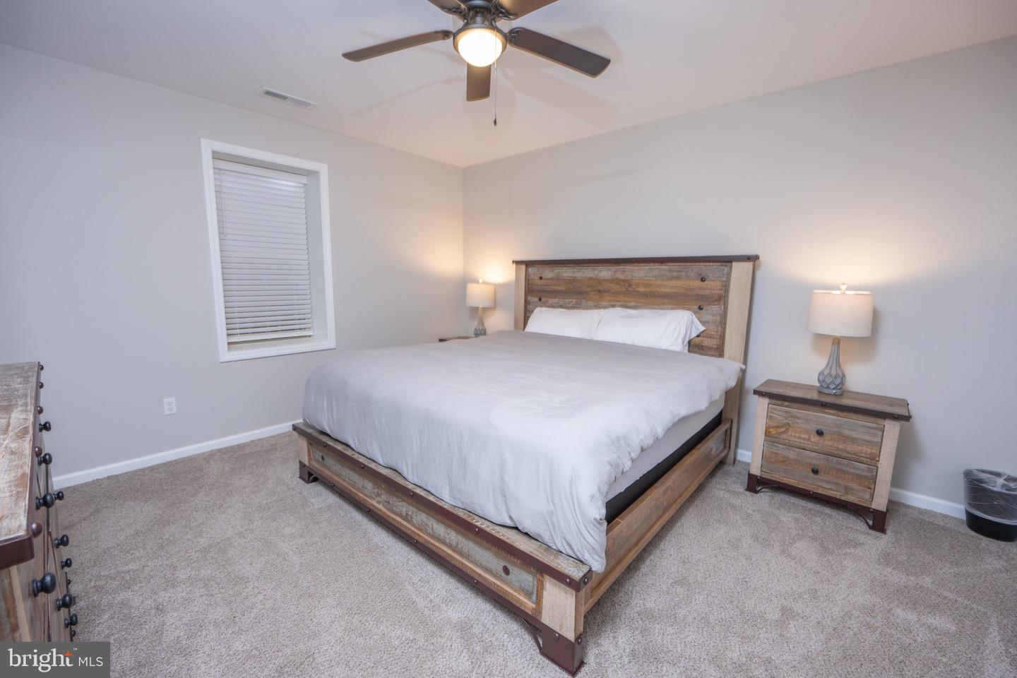 448 Biltmore Vw Property Photo 35