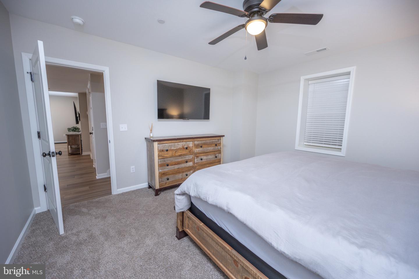 448 Biltmore Vw Property Photo 36