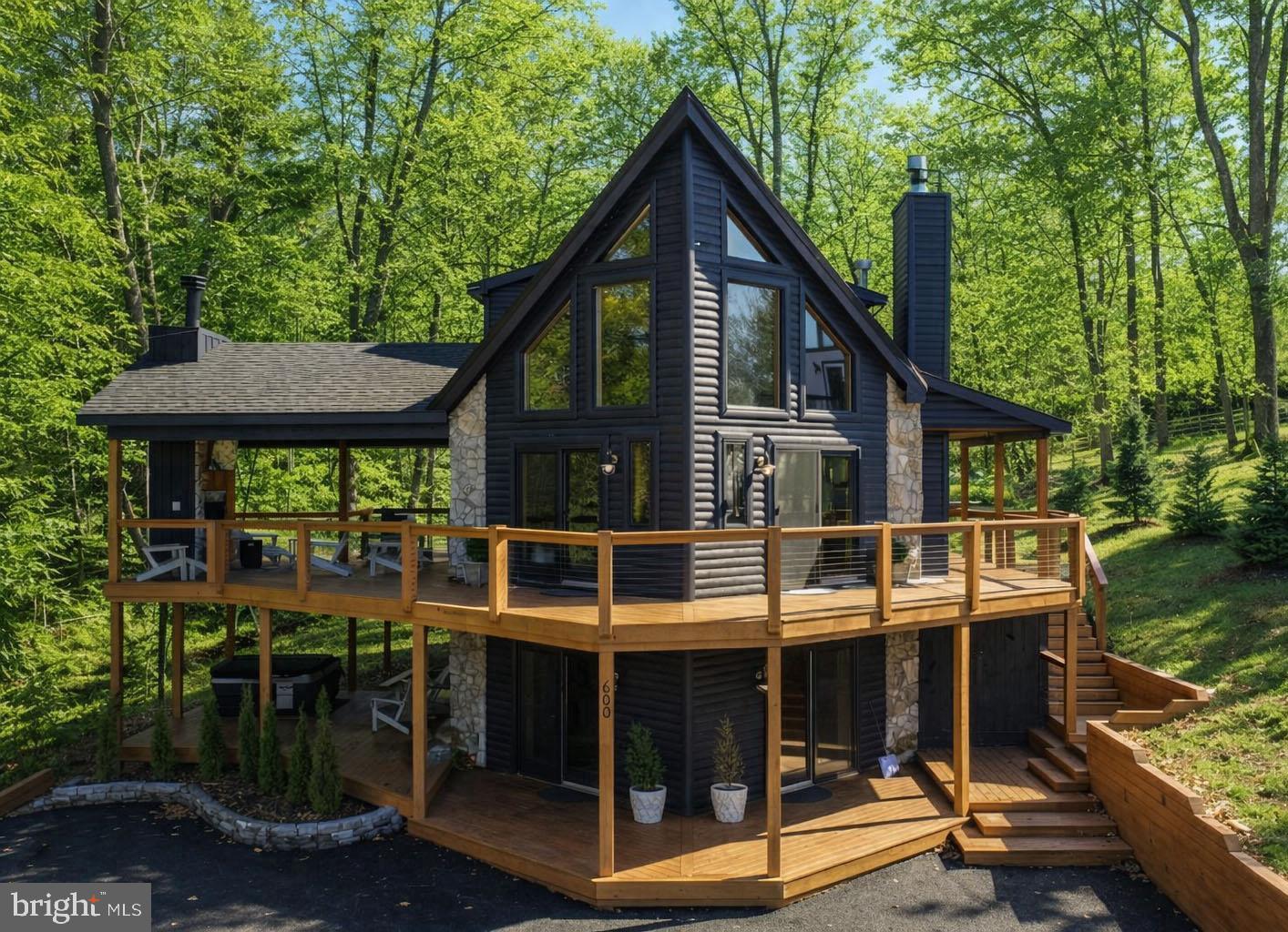 660 GLENDALE RD