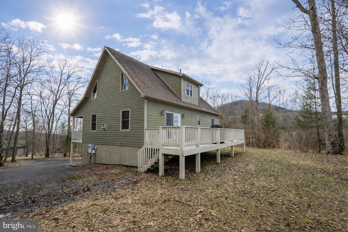 37 Sugar Maple Ln Property Photo 4