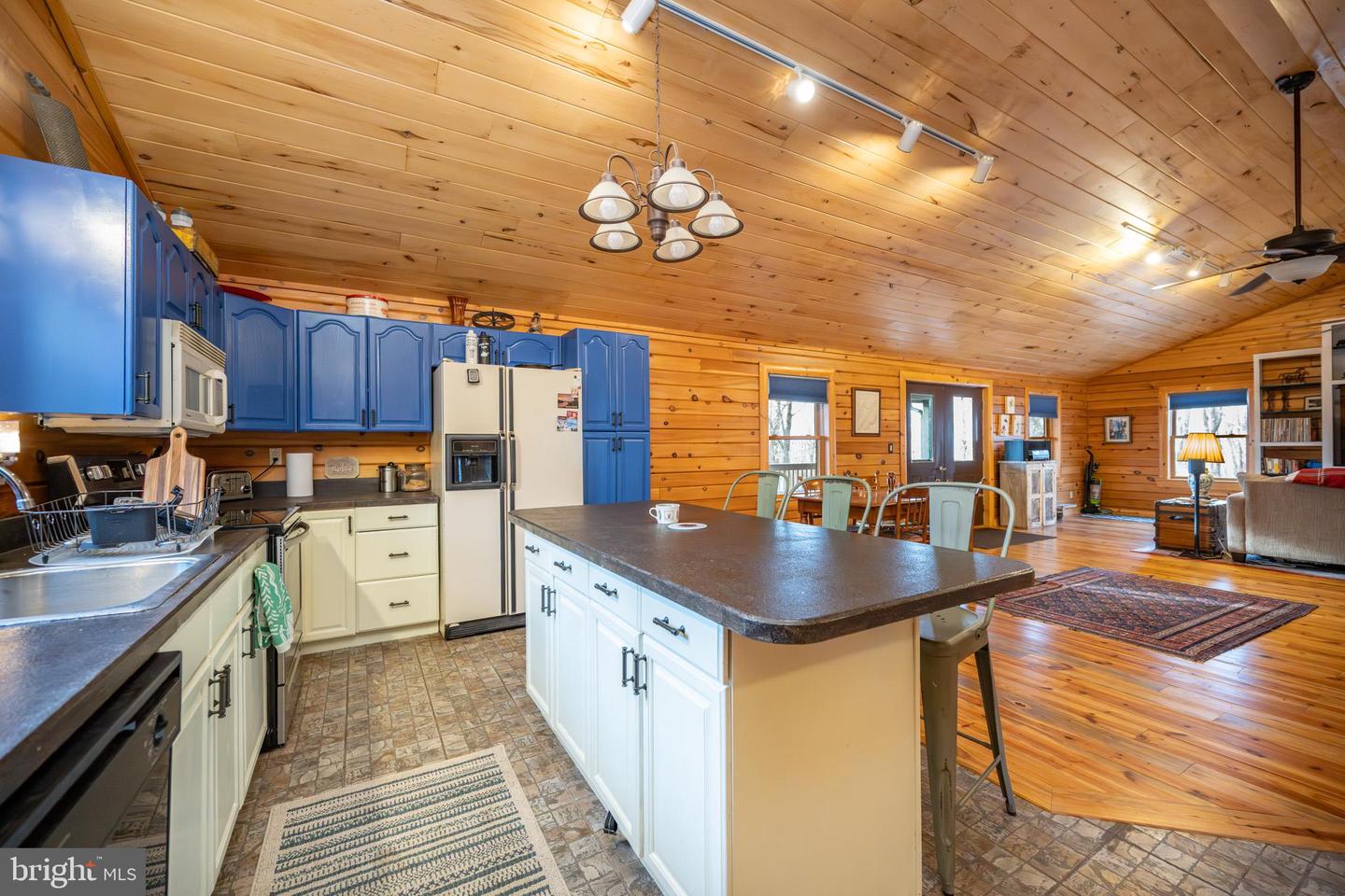 1167 Tall Oaks Dr Property Photo 23