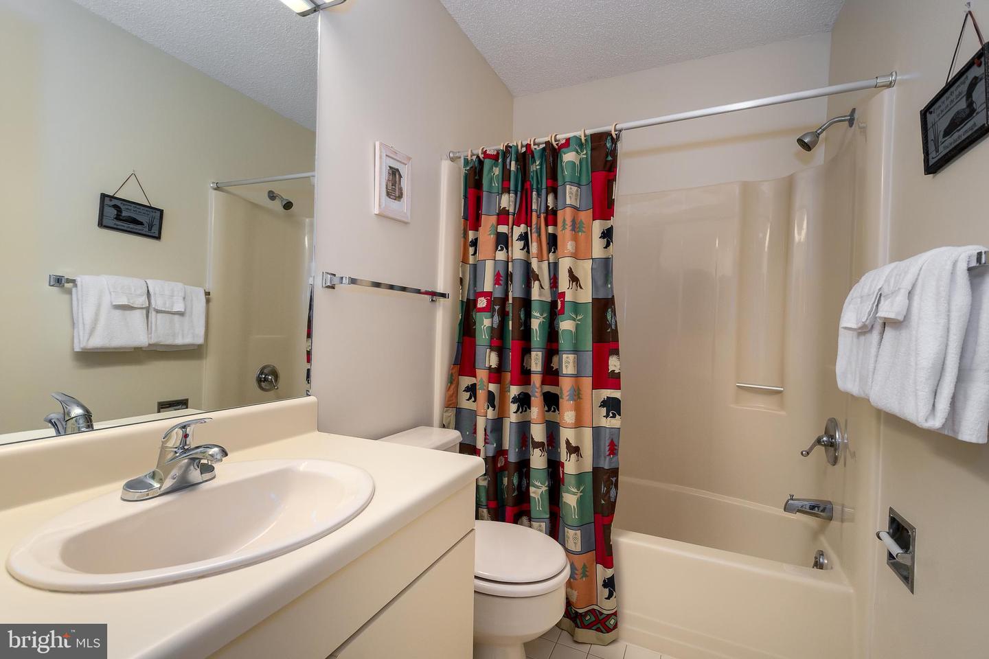 14 Winding Way #18b Property Photo 14