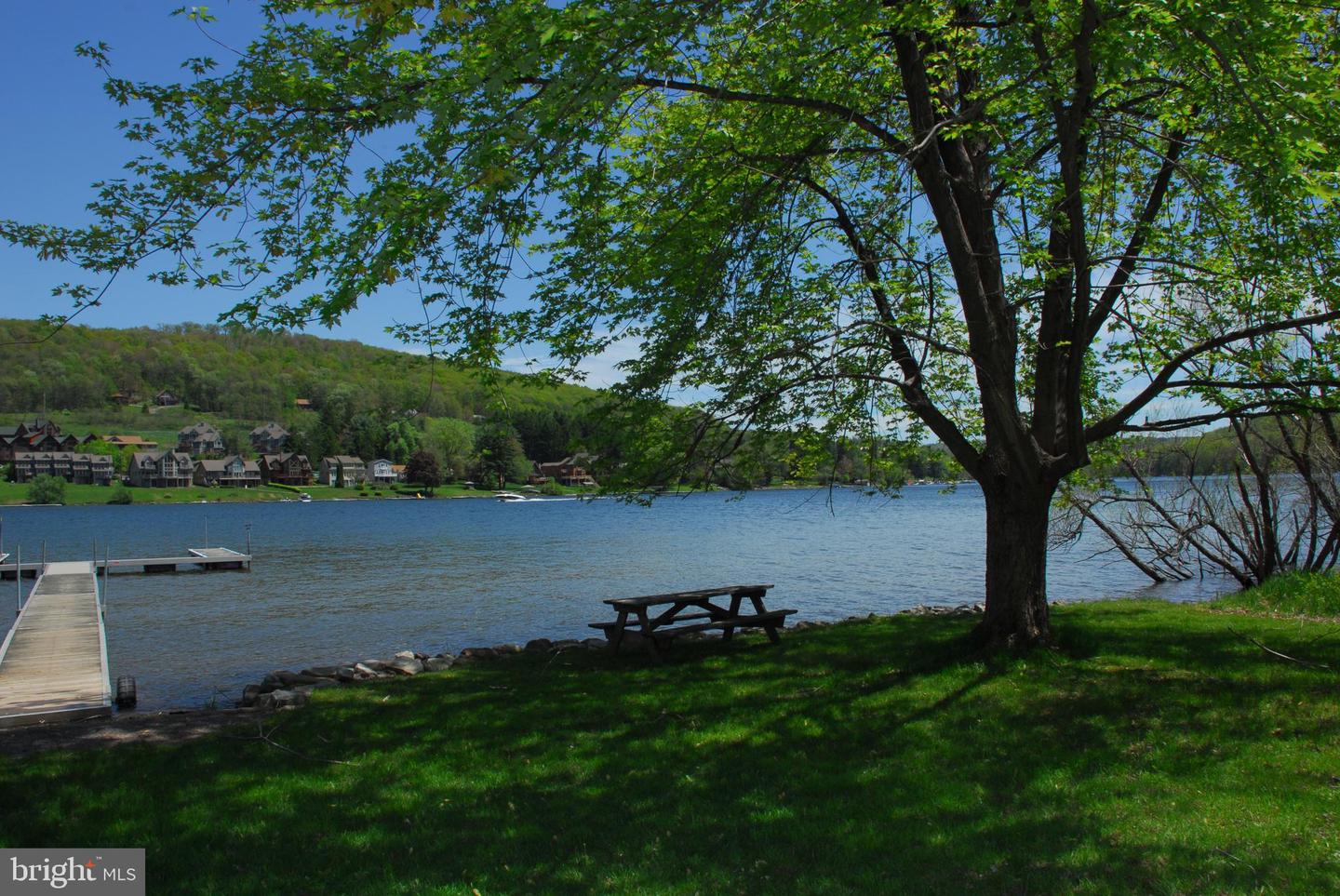 14 Winding Way #18b Property Photo 33