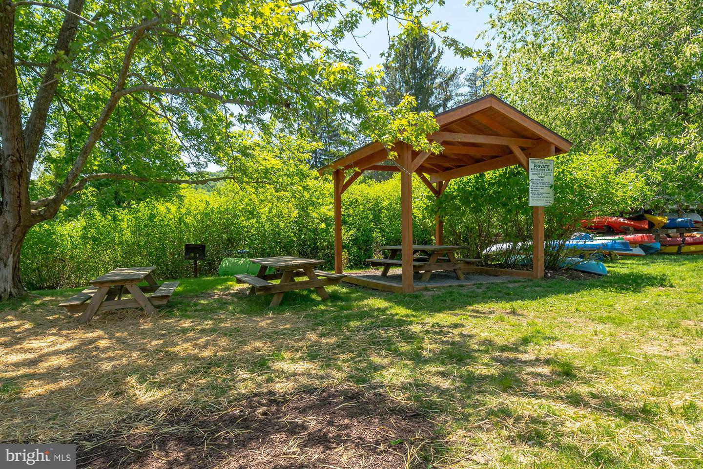14 Winding Way #18b Property Photo 37
