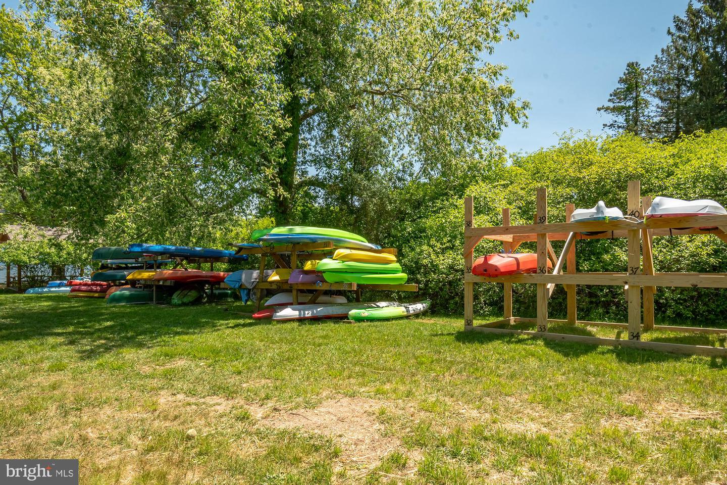 14 Winding Way #18b Property Photo 40
