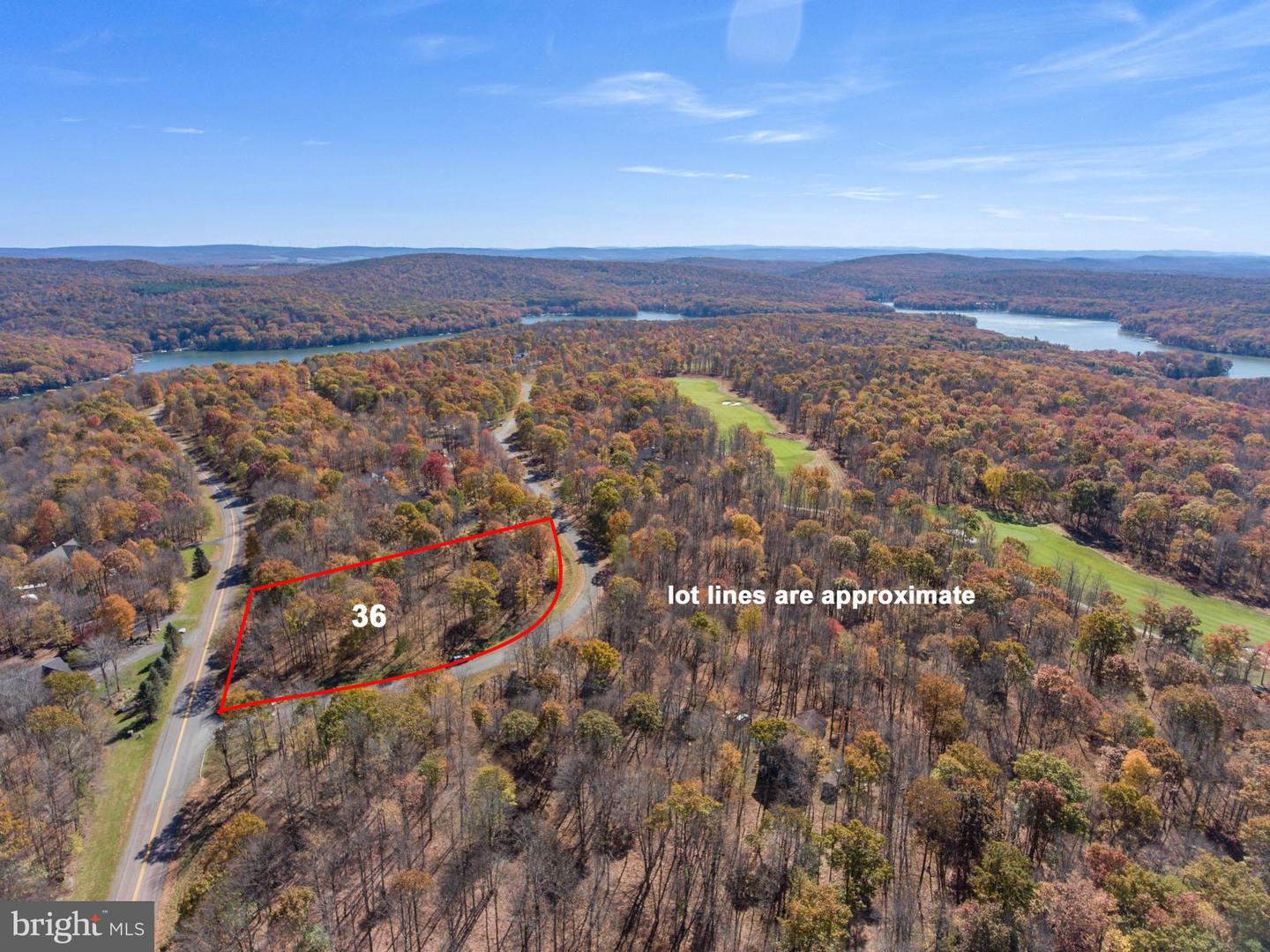 36 Fern Loop Property Photo 1