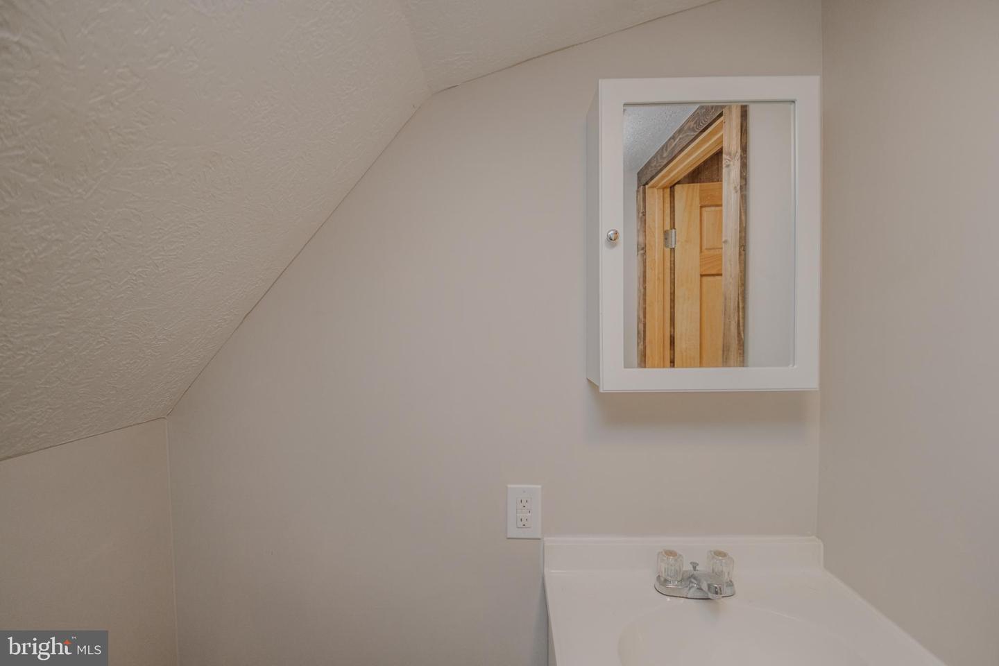 51 Old Blocher Rd Property Photo 24