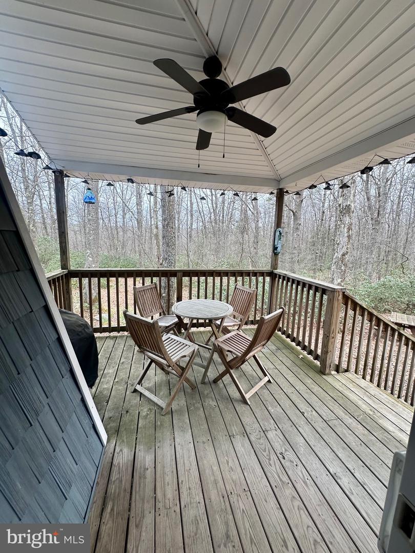 552 Black Oak Dr Property Photo 23