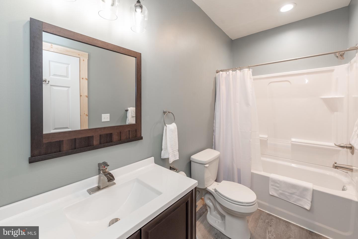 22 Taylor Ln Property Photo 42