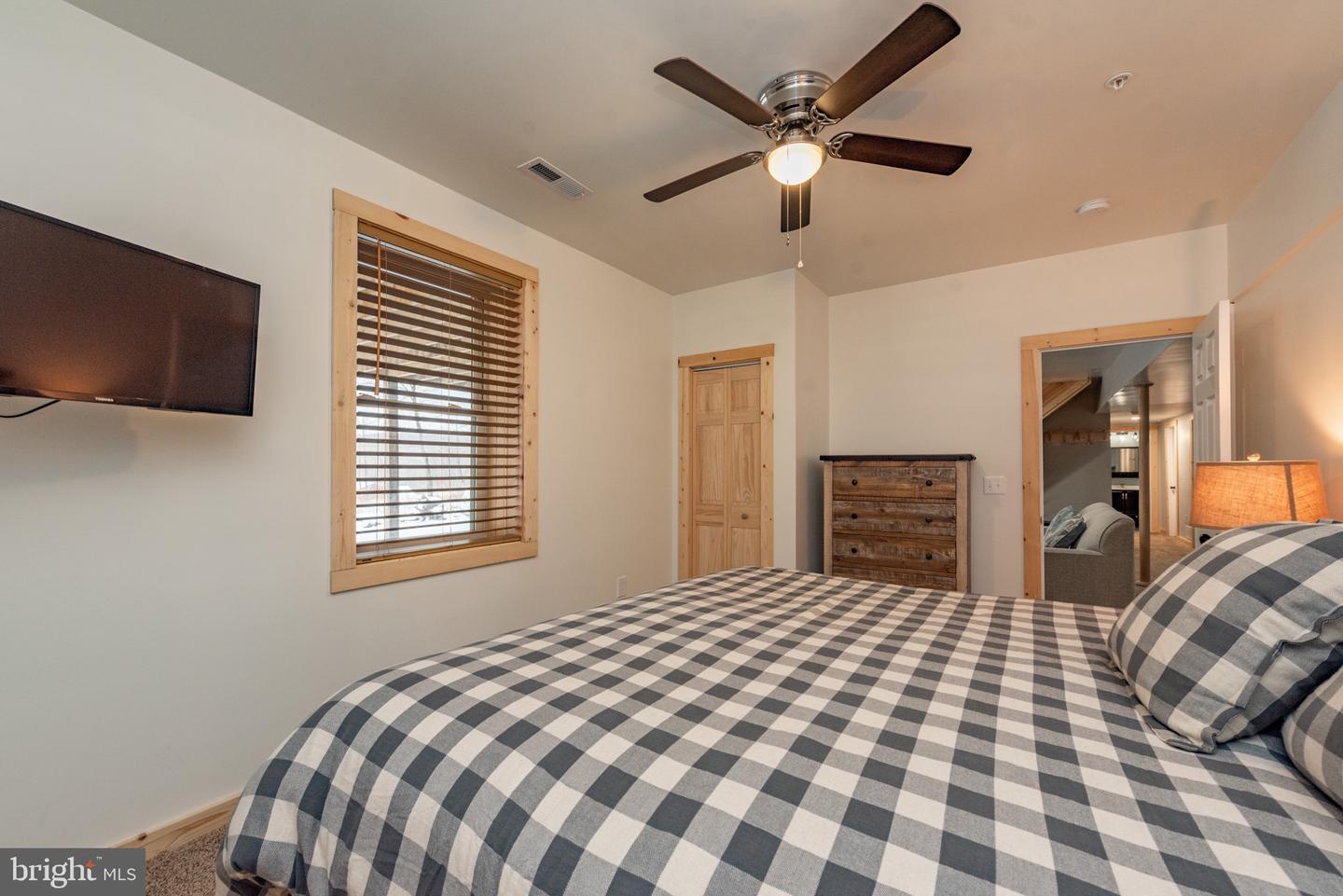 22 Taylor Ln Property Photo 45