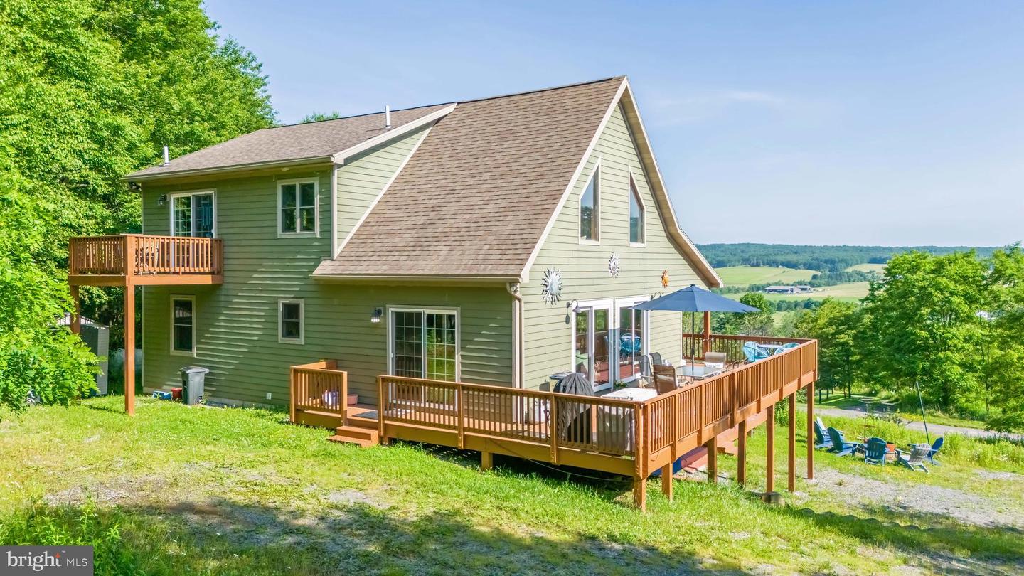 208 Smiley Face Ln Property Photo 1