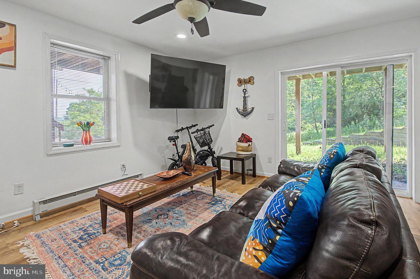 208 Smiley Face Ln Property Photo 19