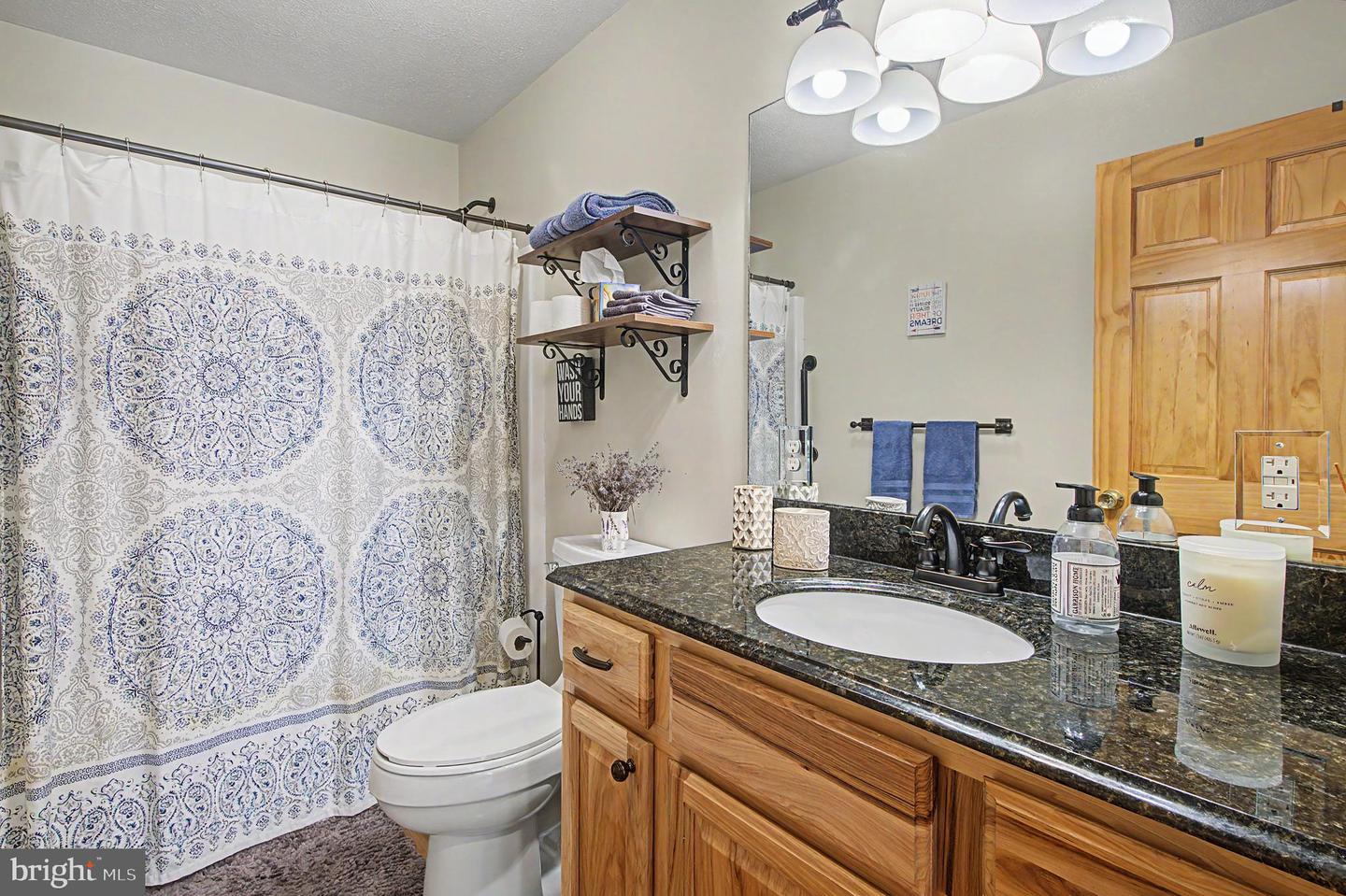 208 Smiley Face Ln Property Photo 24
