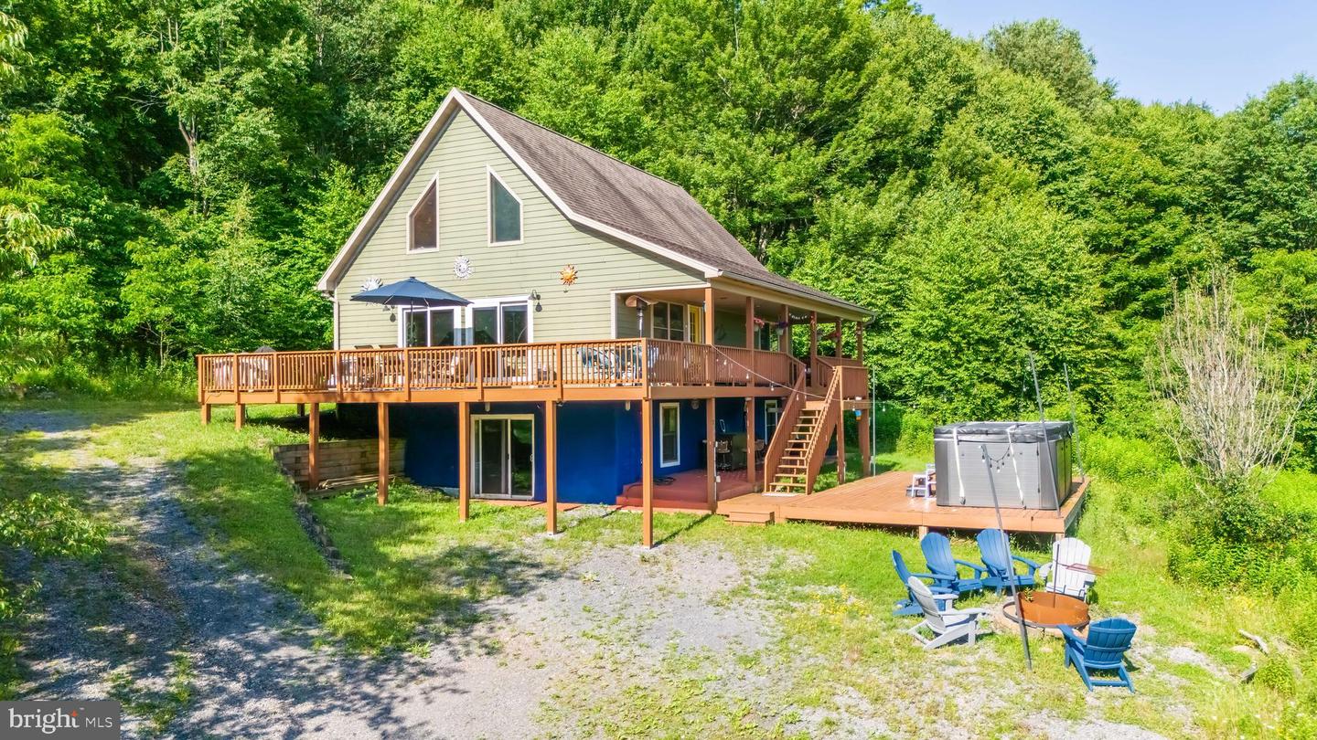 208 Smiley Face Ln Property Photo 68