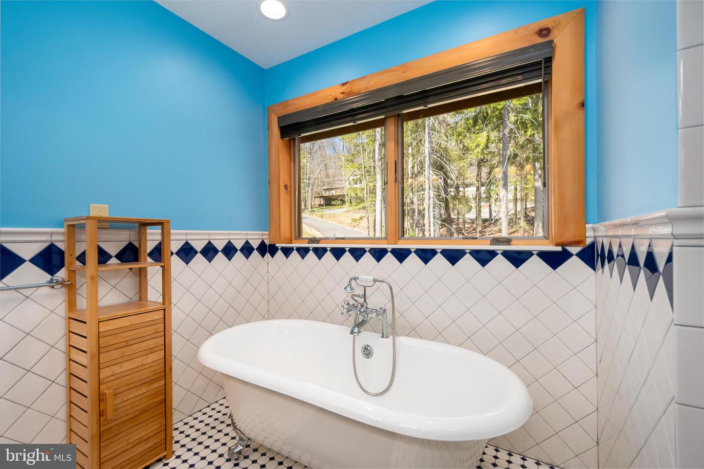 180 Glen Cove Rd Property Photo 48