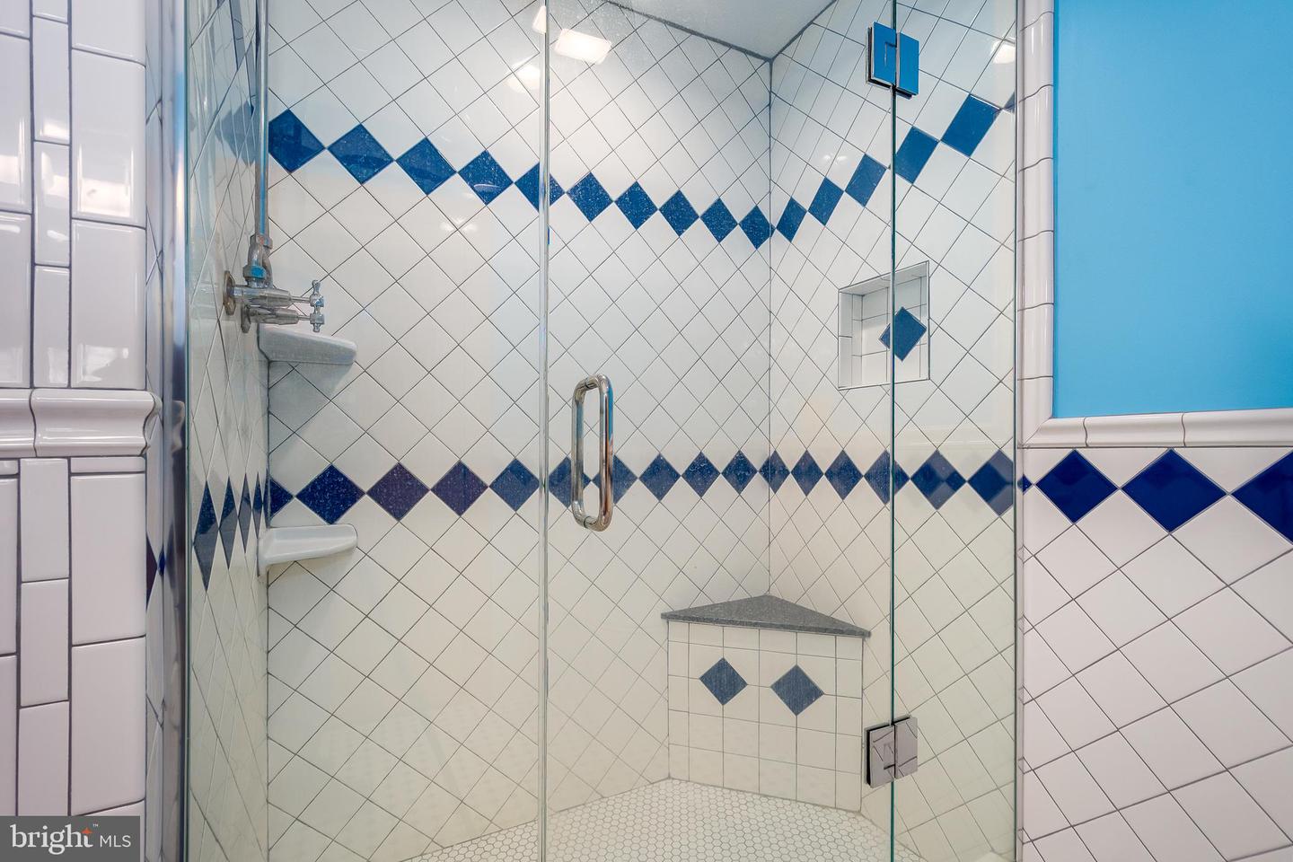 180 Glen Cove Rd Property Photo 49
