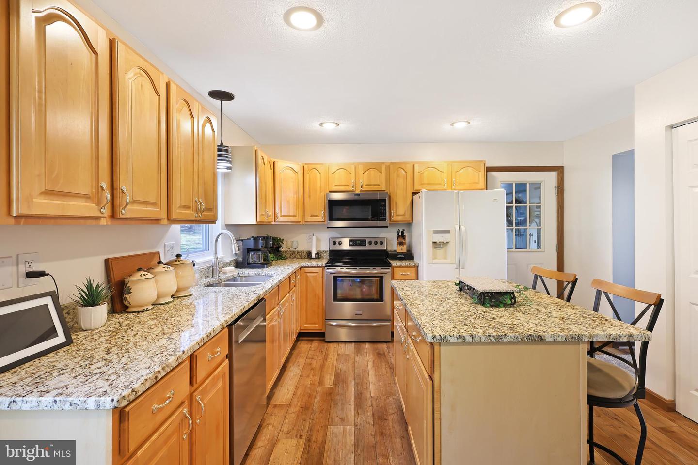 337 Laurel Wood Dr Property Photo 15