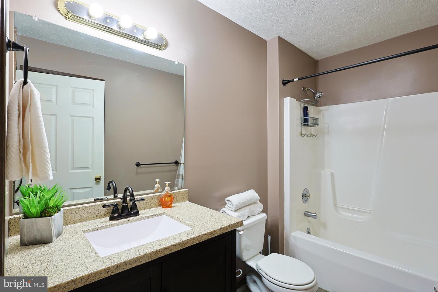 337 Laurel Wood Dr Property Photo 41