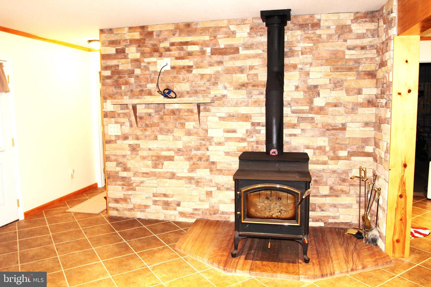 417 Greenwood Ridge Rd Property Photo 38