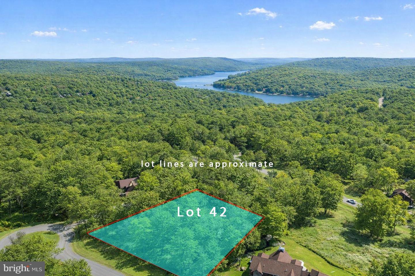 42 Sandstone Cir Property Photo 1