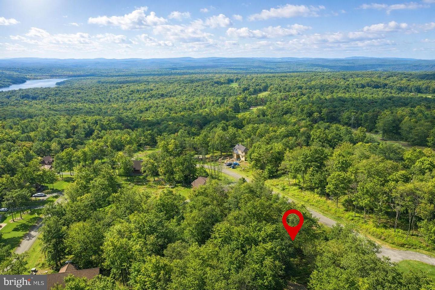 42 Sandstone Cir Property Photo 3