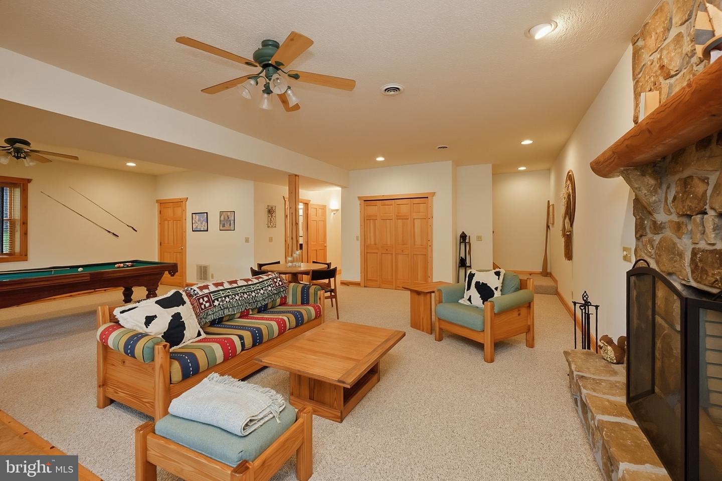 42 Red Oak Way Property Photo 49