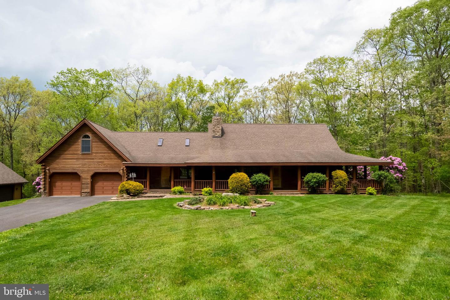 312 Moss Creek Cir Property Photo 1