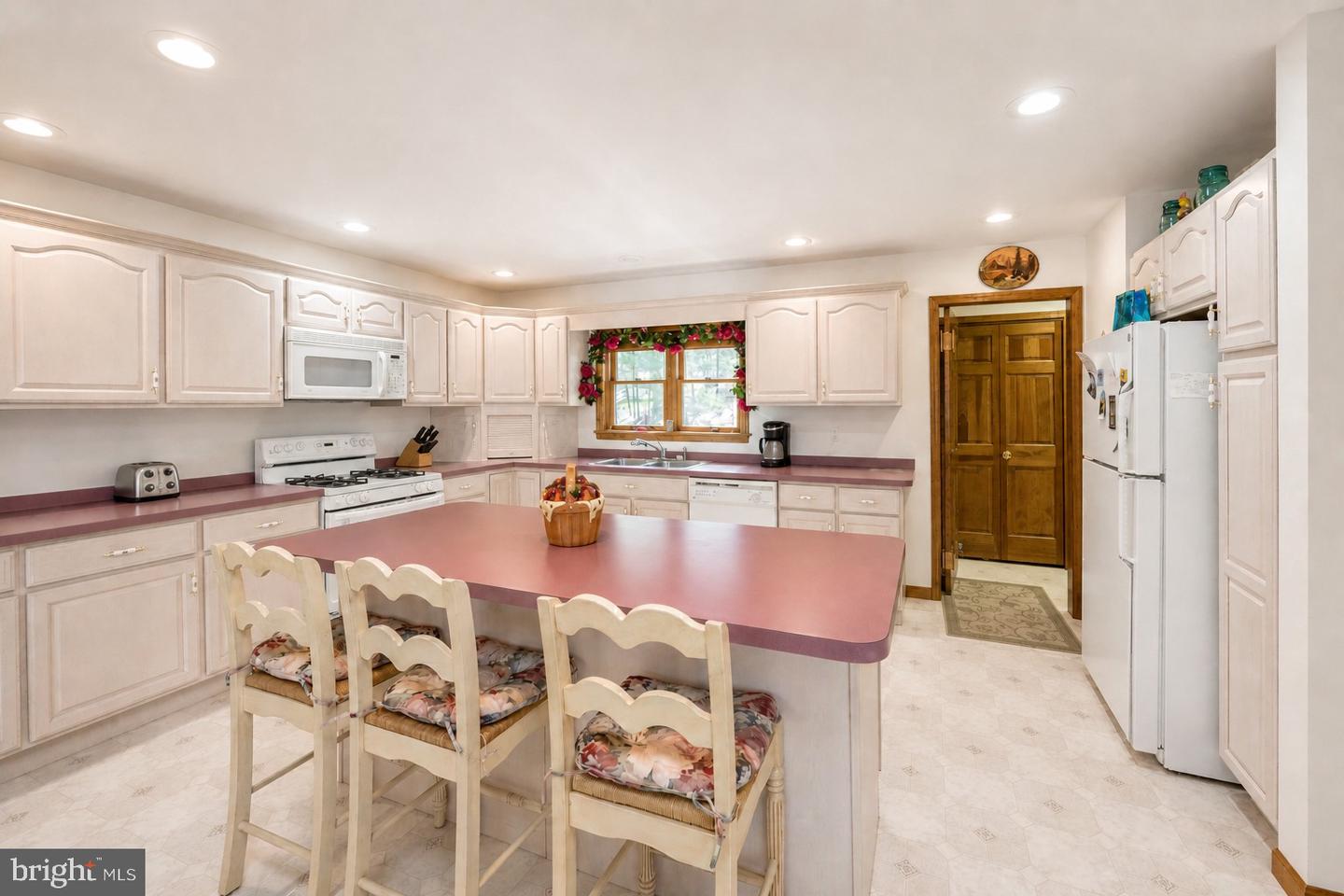 389 Sawmill Hollow Rd Property Photo 12