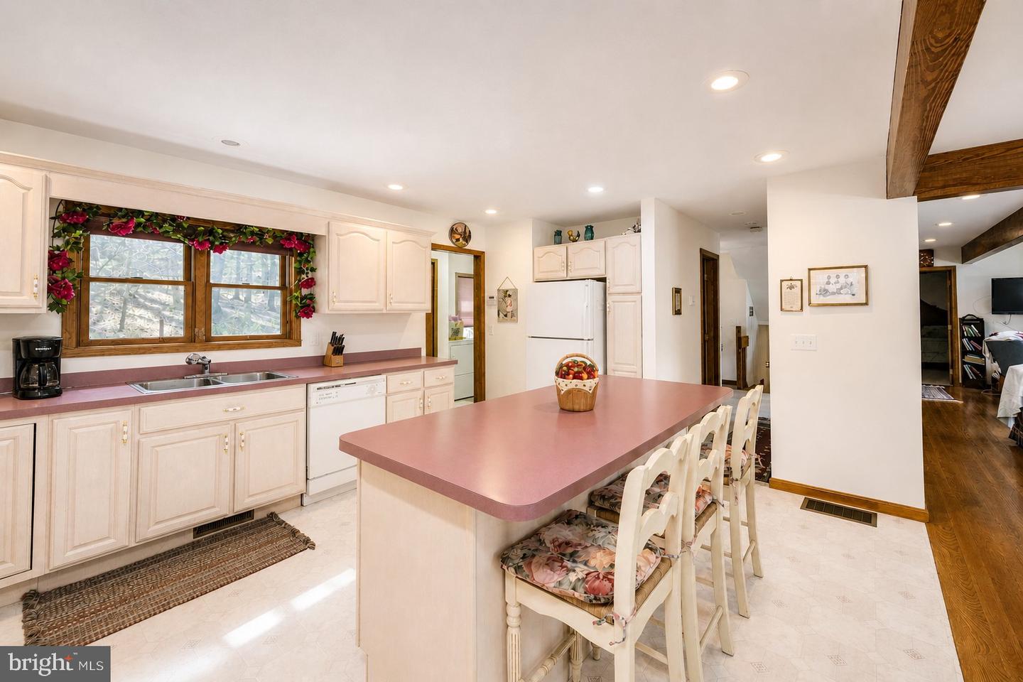 389 Sawmill Hollow Rd Property Photo 14