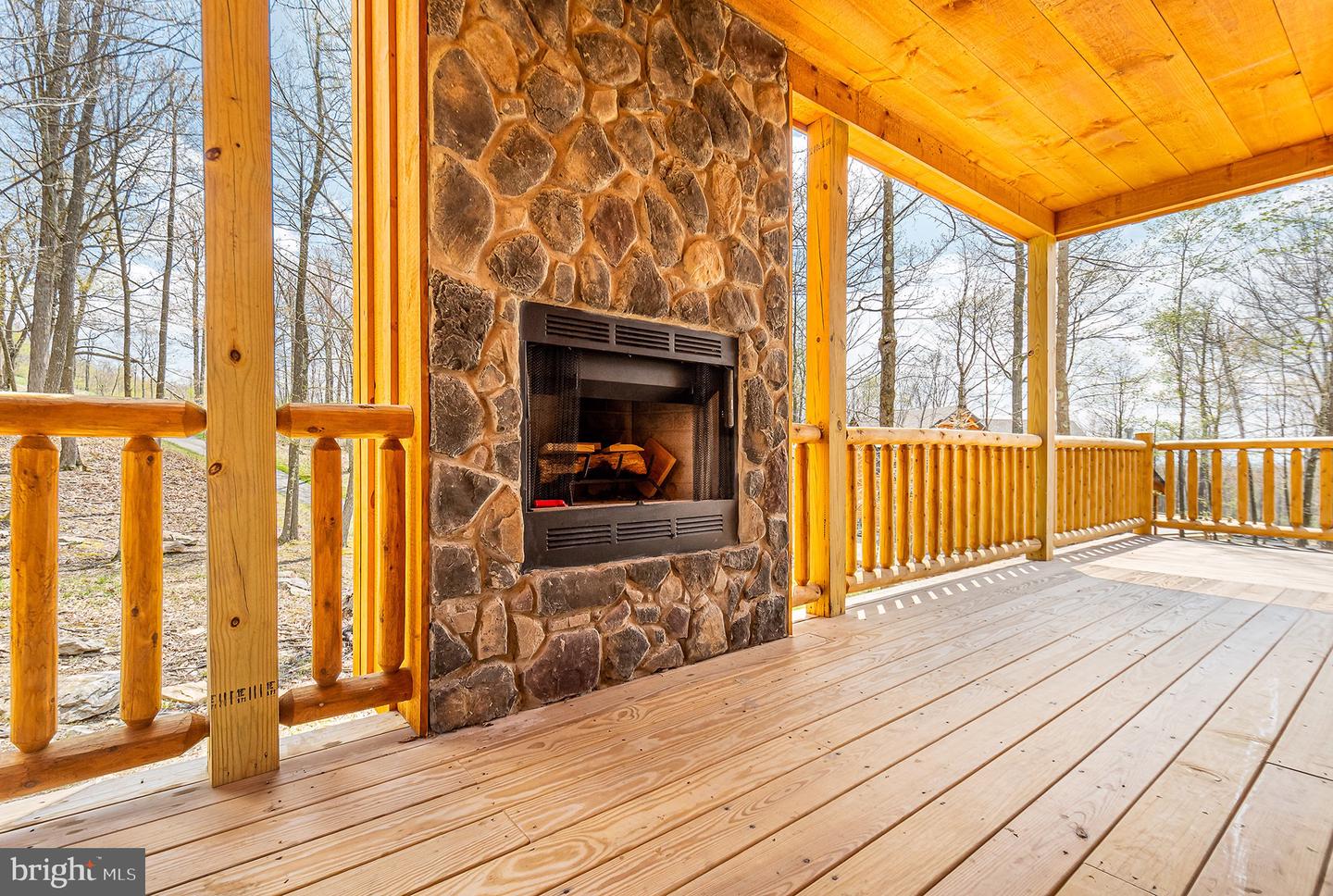 50 Blue Mountain View Property Photo 7