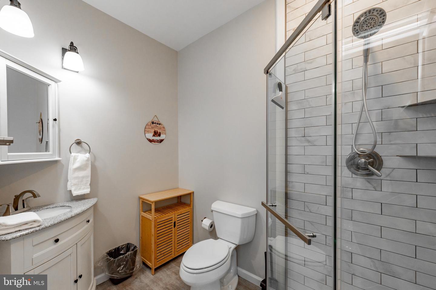 220 Biltmore Vw Property Photo 39