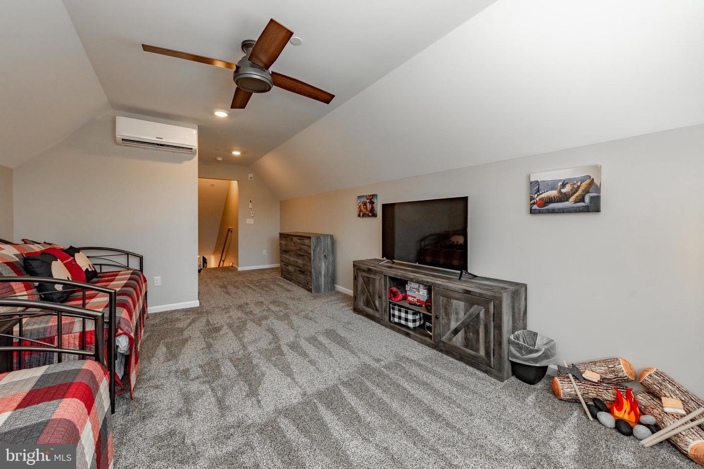 220 Biltmore Vw Property Photo 51